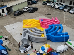 Outdoor 4 Player PVC Dizzy X Maze Pipe Game Labyrinth Wipeout Inflatable Obstacle Course